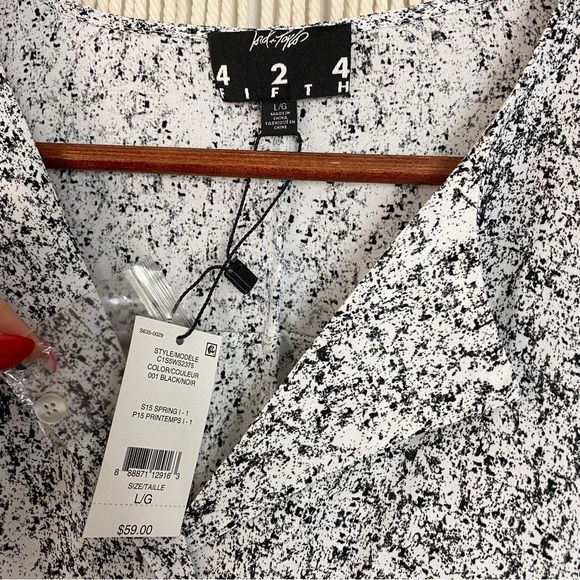 424Fifth NWT Lord & Taylor Abstract Black & White Blousy Short Sleeve Top Large - Picture 8 of 12